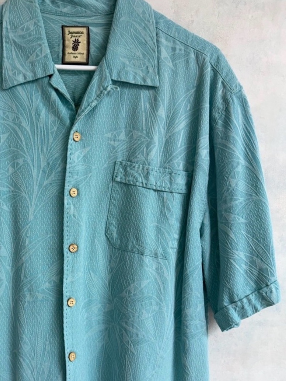 Jamaica Jaxx Authentic Island Style 100%Silk Jacquard Short Sleeve Button Up